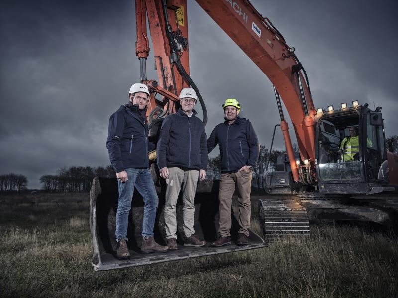 Formandsskabet 1. spadestik på to procestanke 